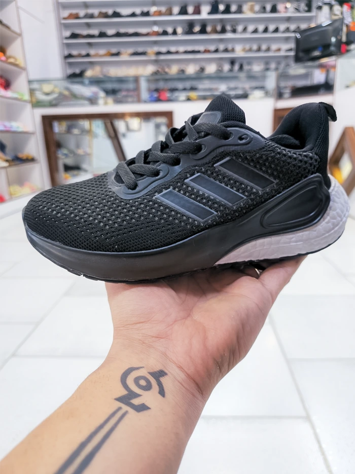 کفش اسپرت زنانه آدیداس ماهور رنگ مشکی