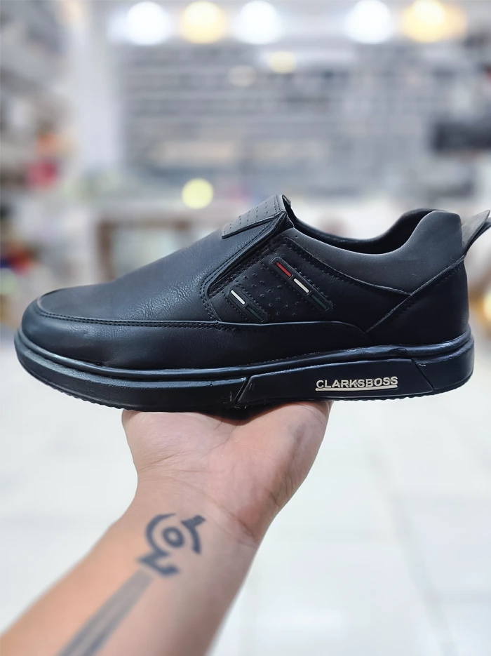 کفش کلاسیک مردانه سام ستاری مشکی با طراحی رسمی و کفی نرم – مناسب محیط کاری، مجالس و استفاده روزانه | کفشدونی